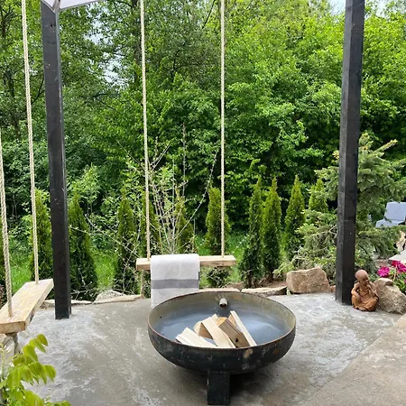 Garden - The Lotus Holiday home