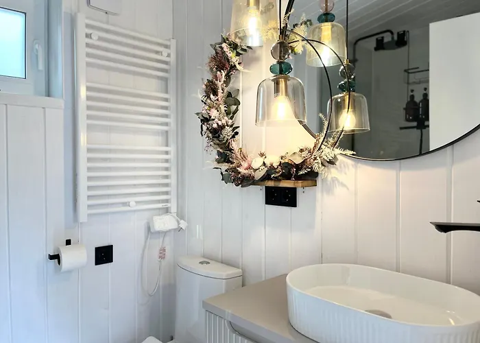 Holiday home Garden - The Lotus *